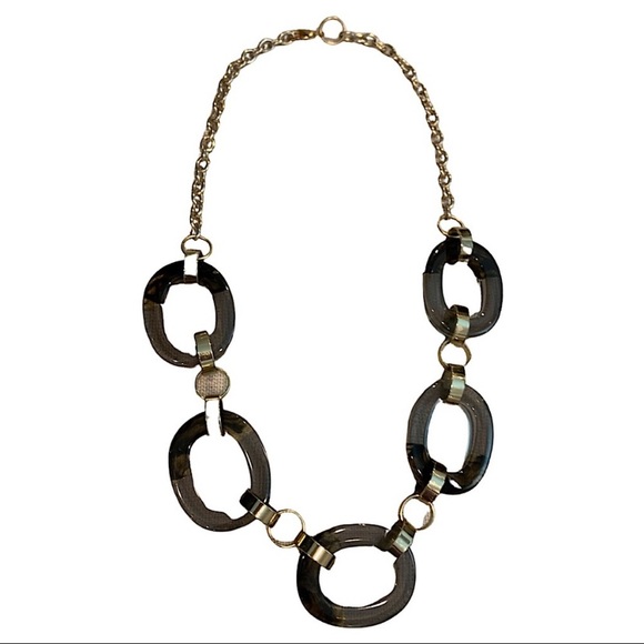 Zenzii Gold resin statement necklace - Picture 5 of 5